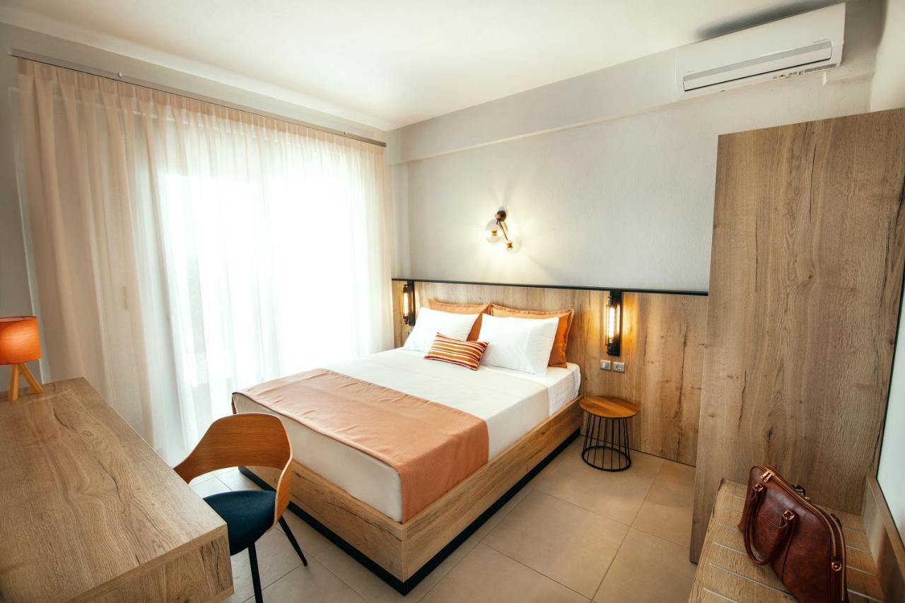 Aparthotel Le Grand Reve Gerakini Esterno foto
