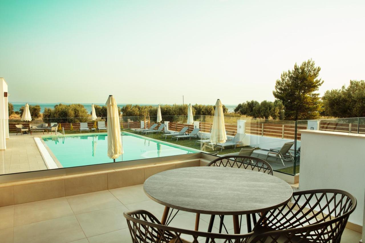 Aparthotel Le Grand Reve Gerakini Esterno foto